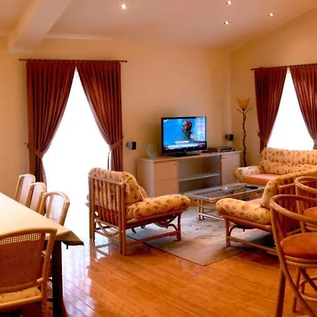 Vila Albatros 3*