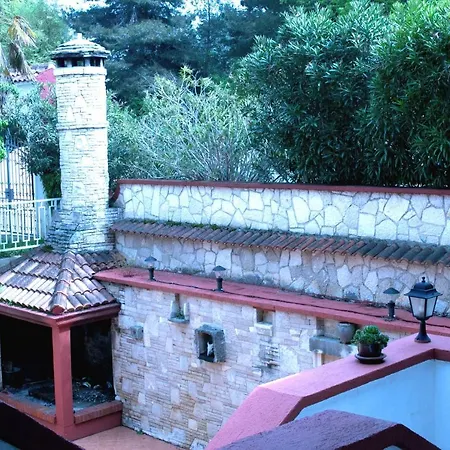 Vila Albatros Bed & Breakfast *