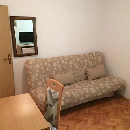 Vila Albatros krevet i doručak