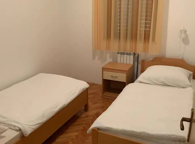 Vila Albatros 3* Ρόβινι