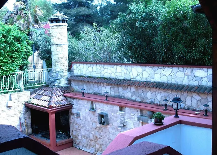 Vila Albatros Bed and Breakfast 3*