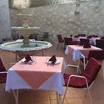 Bed & Breakfast Vila Albatros