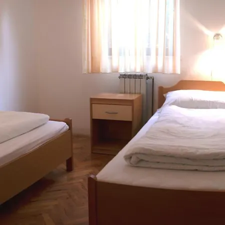 Vila Albatros 3* Ρόβινι