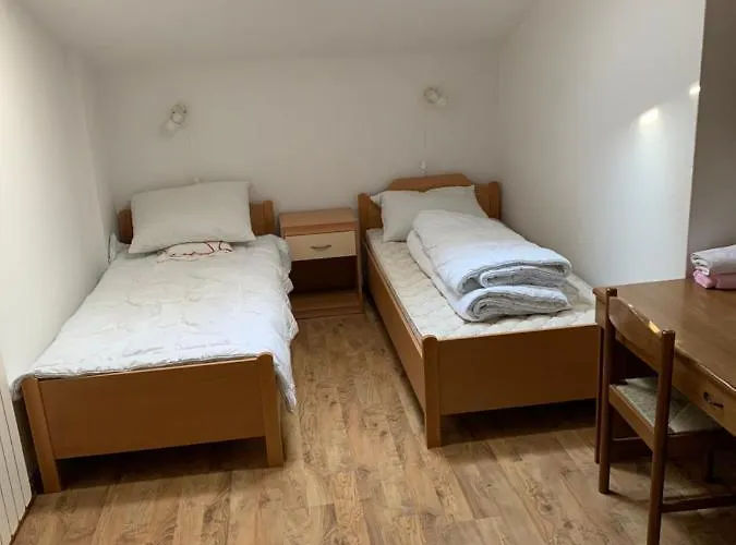 Bed and Breakfast Vila Albatros 3*